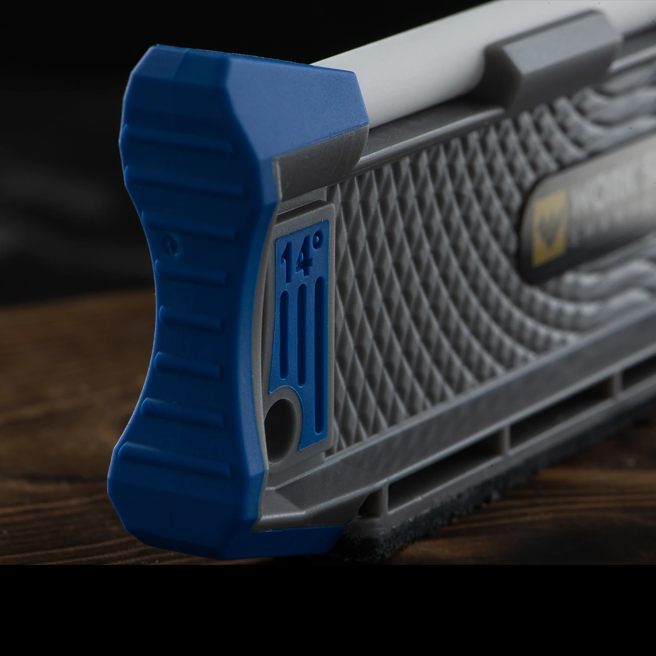 Benchmade 14 Degree Guided Hone Tool 5 Benchmade 14 Degree Guided Hone Tool - Image 3