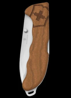 Victorinox Evoke Walnut Folding Knife -Nitecore || Fenix Officials BMC 09415D630.2 44593.1695997044.1280.1280 06636.1696432299