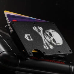 Cobratec "Jolly Roger" Wallet -Nitecore || Fenix Officials CBTRFIDJR.1 97117.1664179937.1280.1280 04615.1664204883