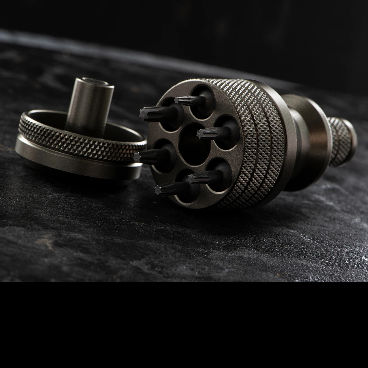 CRKT 6 Bit Driver Tool 4 CRKT 6 Bit Driver Tool - Image 2