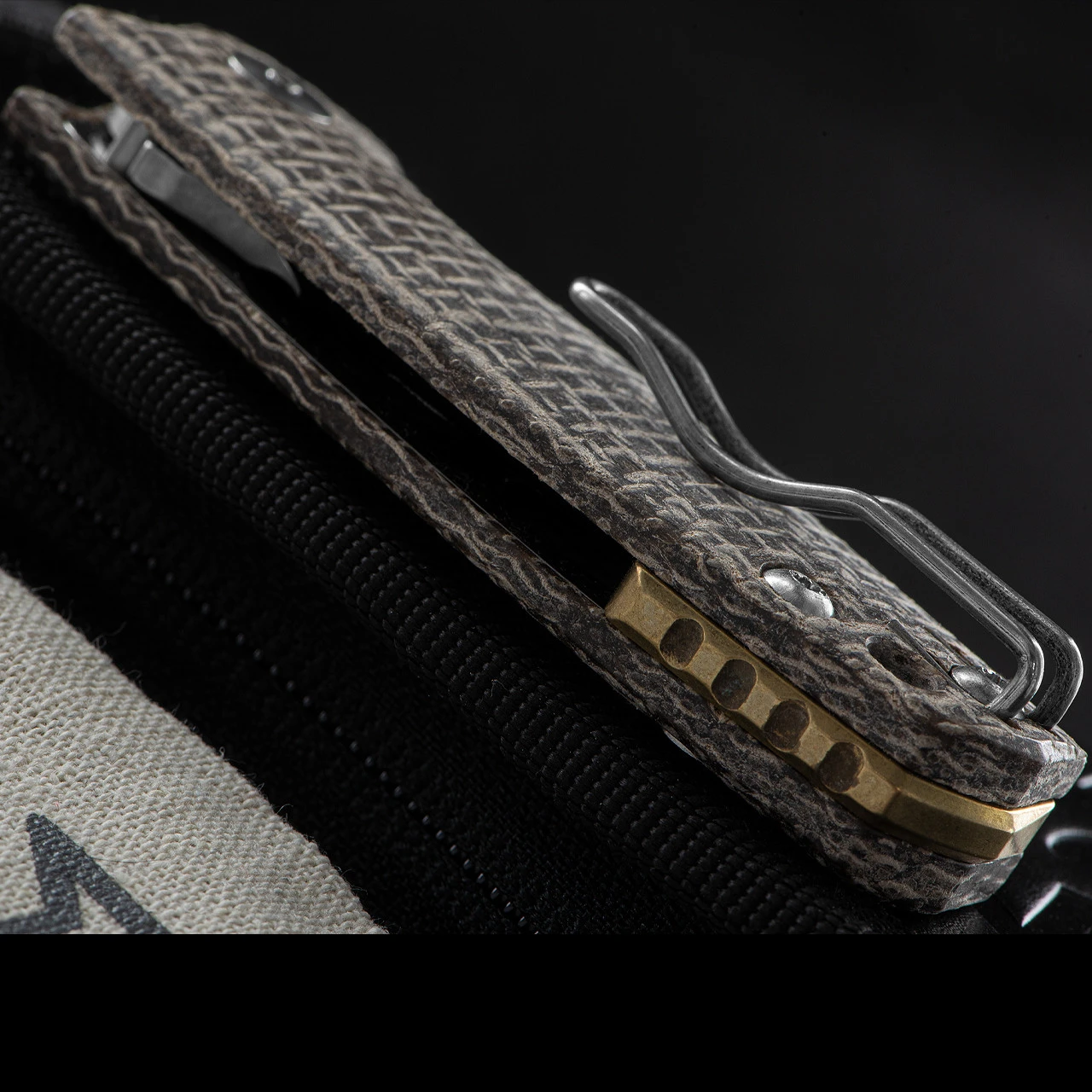 Fox Baby Core Micarta Heinnie® Exclusive 6 Fox Baby Core Micarta Heinnie® Exclusive - Image 4