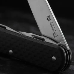 Fox Vulpis 3 Carbon Fibre Penknife -Nitecore || Fenix Officials FOX FX VP130 3CF.1 54901.1688656750.1280.1280 59657.1688741233
