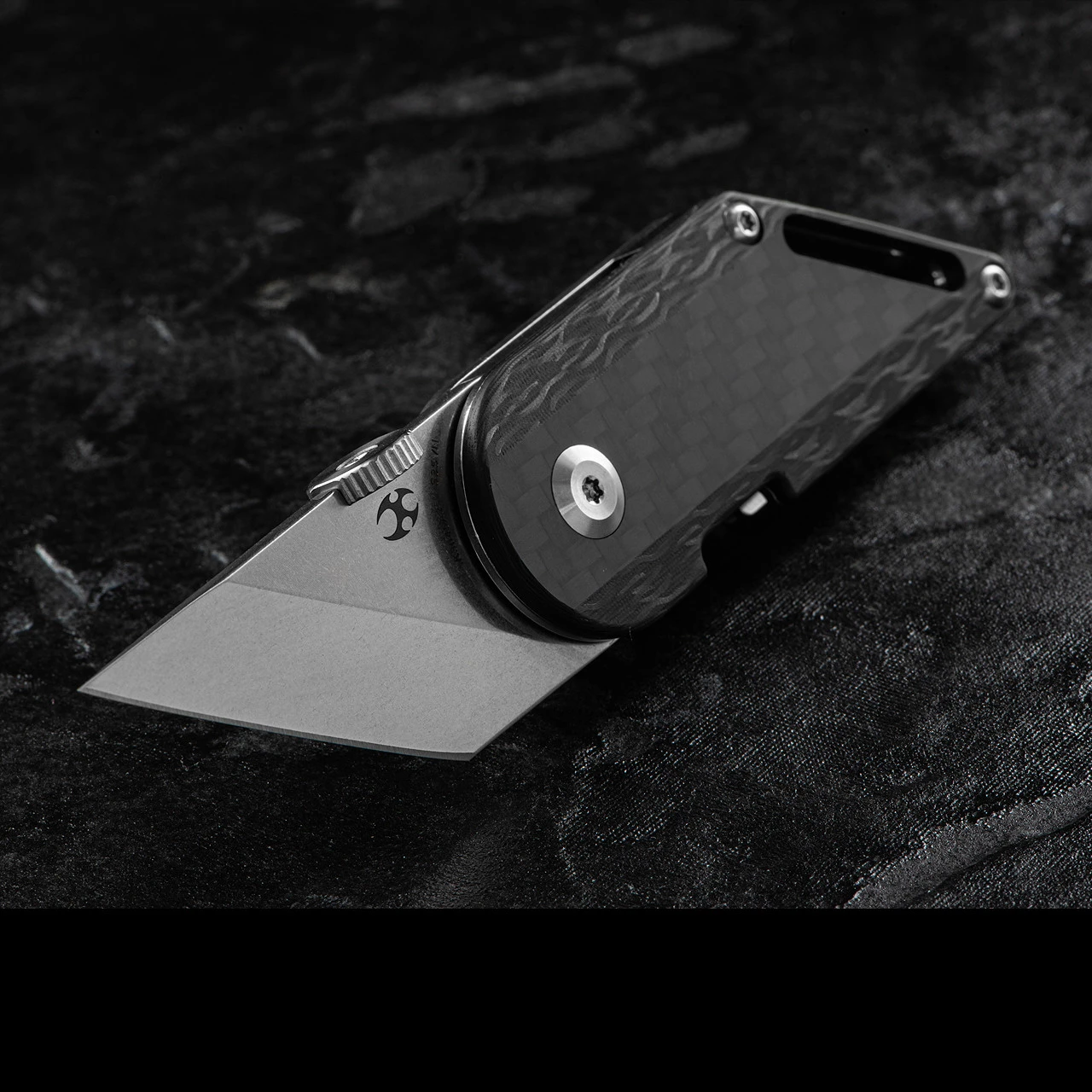 Kansept Pinkerton Dash Carbon Fibre Folding Knife 4 Kansept Pinkerton Dash Carbon Fibre Folding Knife - Image 2