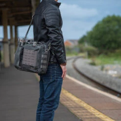 Magforce Recruit Briefcase Waxed Canvas -Nitecore || Fenix Officials MF W0343 Boutdoor5 65223.1689852909.1280.1280 57833.1689945535