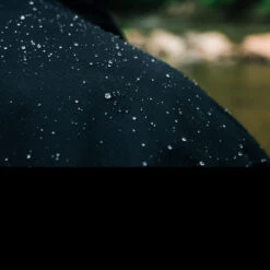 TAD Raptor Waterproof Hoodie Black 13 TAD Raptor Waterproof Hoodie Black -Nitecore || Fenix Officials RAPTOR WATERPROOF HOODIE 4 07163.1596616377.1280.1280 22872.1642522224