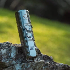 Rovyvon Aurora A24 G2 Titanium -Nitecore || Fenix Officials ROV A24 G2 TIT.1 73695.1676634485