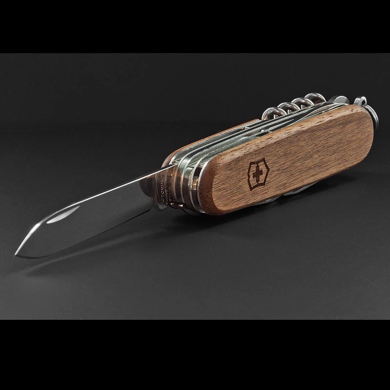 Victorinox Huntsman Wood 3 Victorinox Huntsman Wood