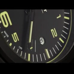 Traser H3 P59 Essential M Black NATO -Nitecore || Fenix Officials h3 p59 ess m blkdet6 27751.1651671943