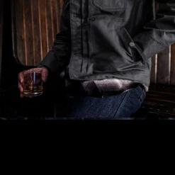 TAD Outrider Jacket Phantom -Nitecore || Fenix Officials outriderdet6 64181.1682427995.1280.1280 24441.1682428577