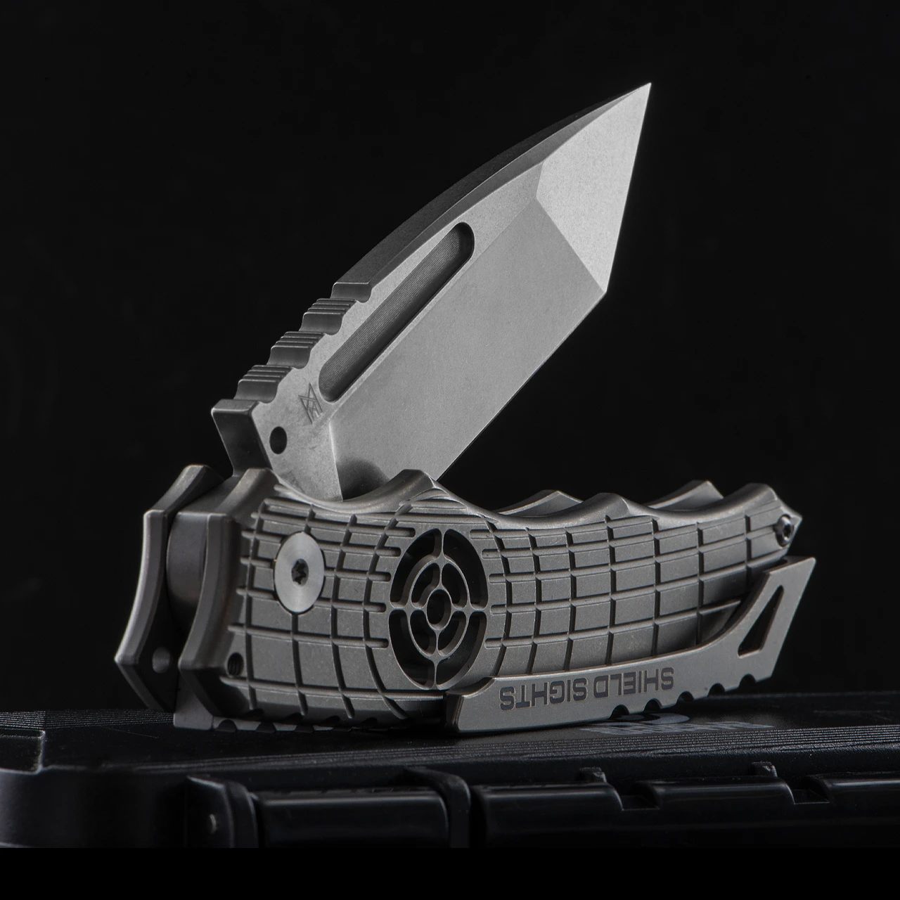 Midgards-Messer Shield Sights Folding Knife 10 Midgards-Messer Shield Sights Folding Knife - Image 8