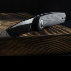 Kizer Squidward G10 Black Folding Knife 8 Kizer Squidward G10 Black Folding Knife -Nitecore || Fenix Officials squidwardblackdet 24869.1686923663